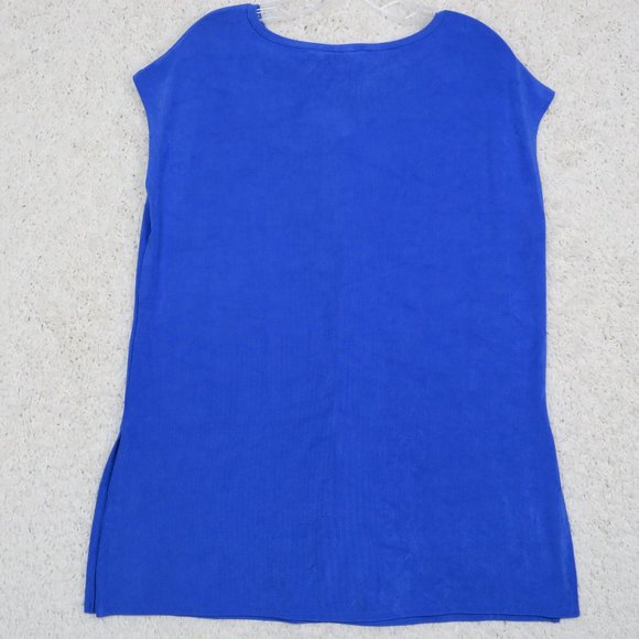 Chico's*Women's Sleeveless Key Hole Front Boat Neck Split Side Hem Blouse Size 2 - Picture 4 of 11